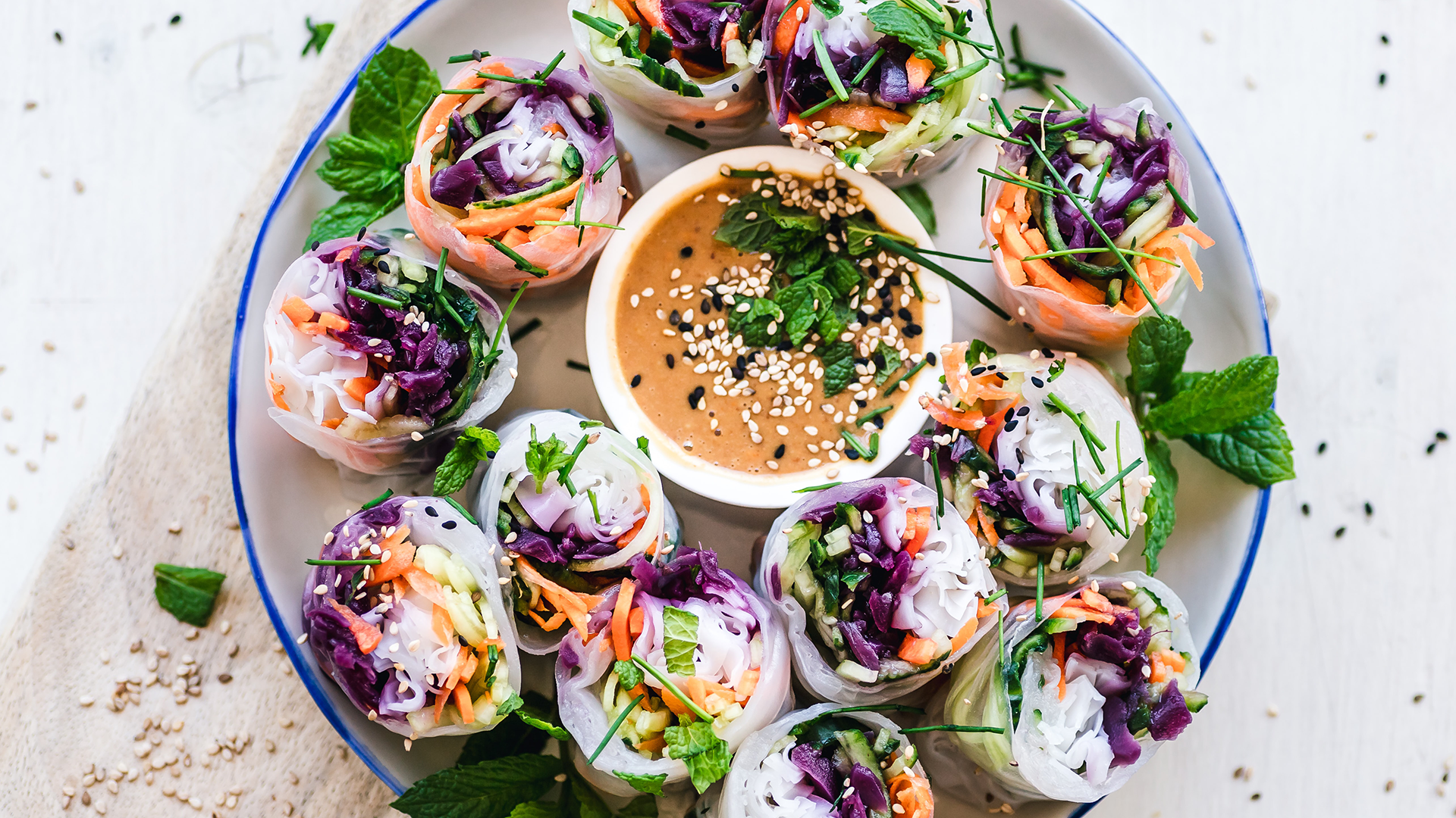 Égayez vos assiettes avec des fleurs comestibles locales